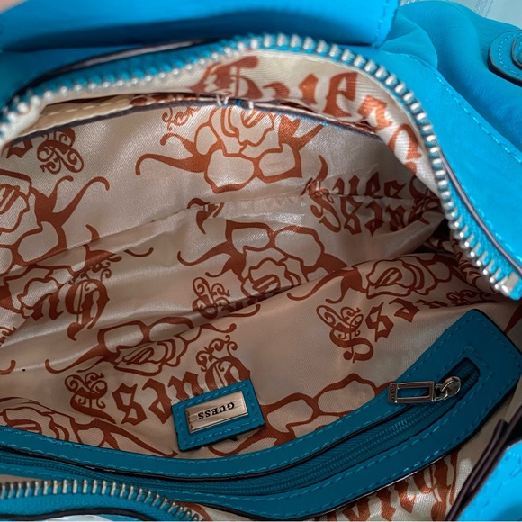 Rare Guess Turquoise Shoulder Bag and Matching Wallet Set Size Small - Picture 10 of 17